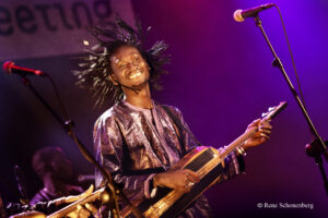 BassekouKouyate-RSchonenberg1
